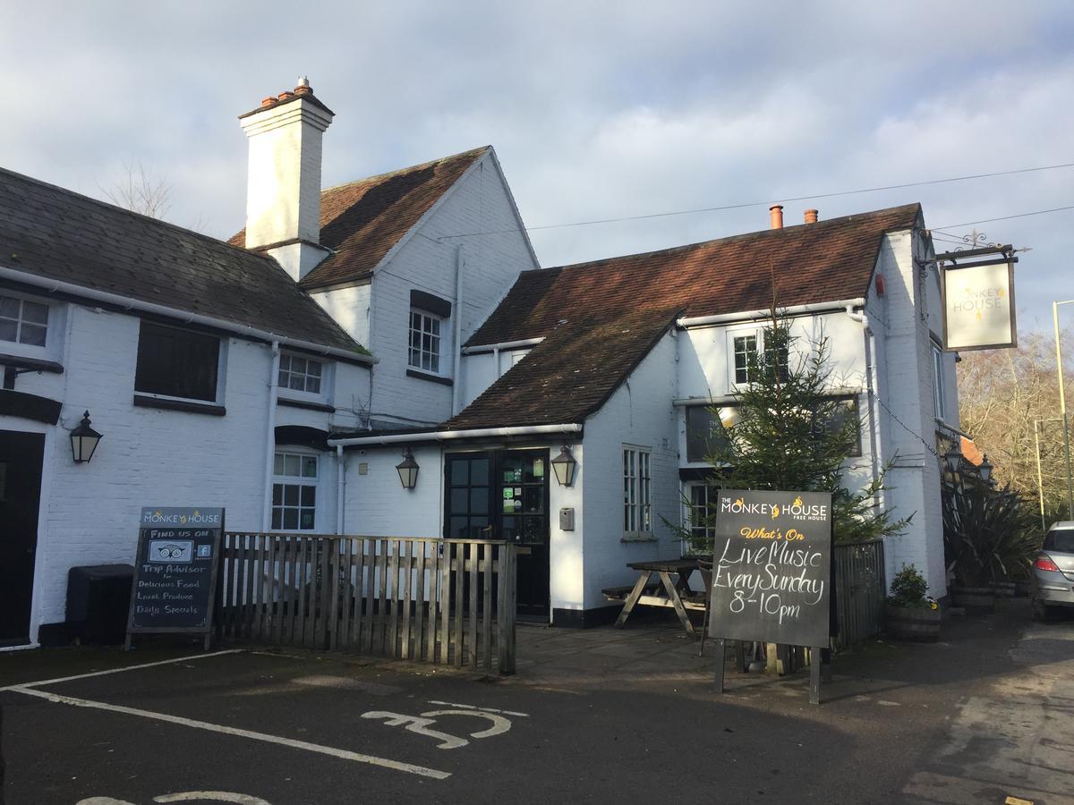 Monkey Brewhouse Hotel Lymington Exterior foto